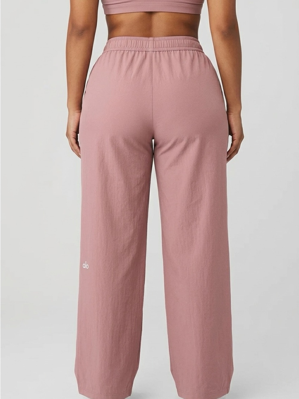 ALO Yoga Wide-Leg High-Rise Pants in Dusty Rose - Picture 12 of 16